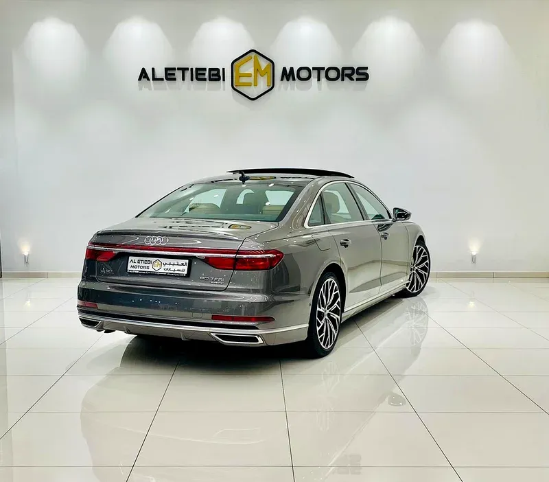 Audi A8 2021